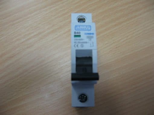 British General Circuit Breakers B32 - Image 3