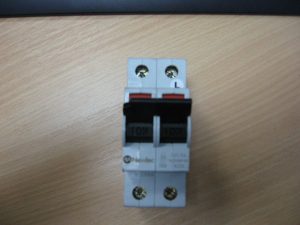 Newlec Mains Switch 100A AC22A